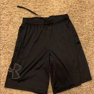 Men’s small under armour shorts